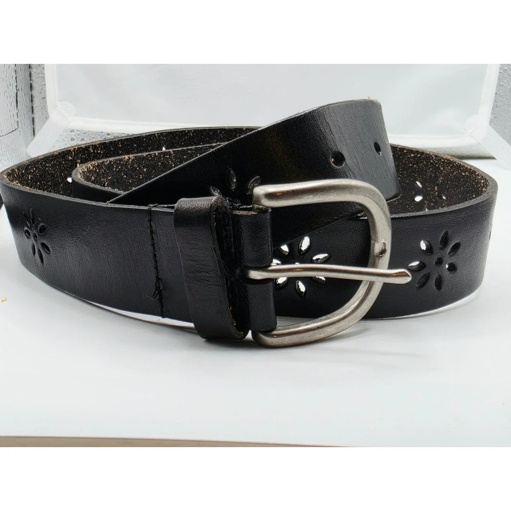 Aeropostale Black Genuine Leather Floral Laser Cut Belt Silver Buckle Medium